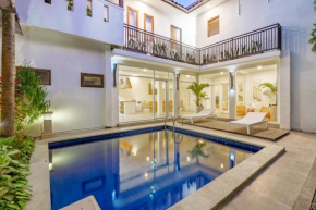 Villa Zoya - Canggu 10 mins walking to Batu Bolong Beach
